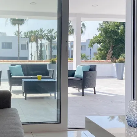 2 Bedroom Apartment, Semeli Complex- By Imh Travel & Tours * Paphos